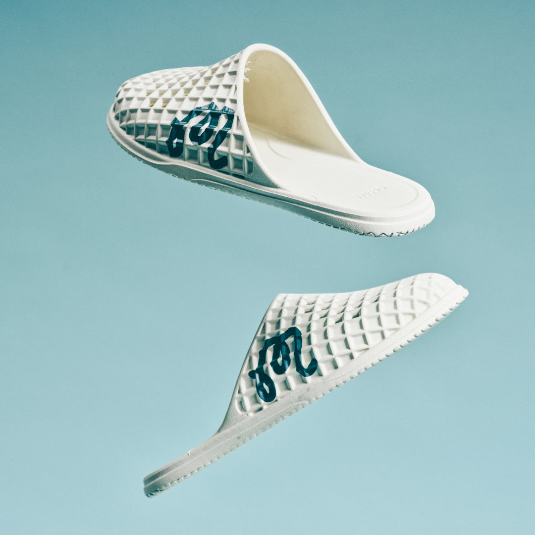 Rosa Slide - Malbon Bone Navy M Script