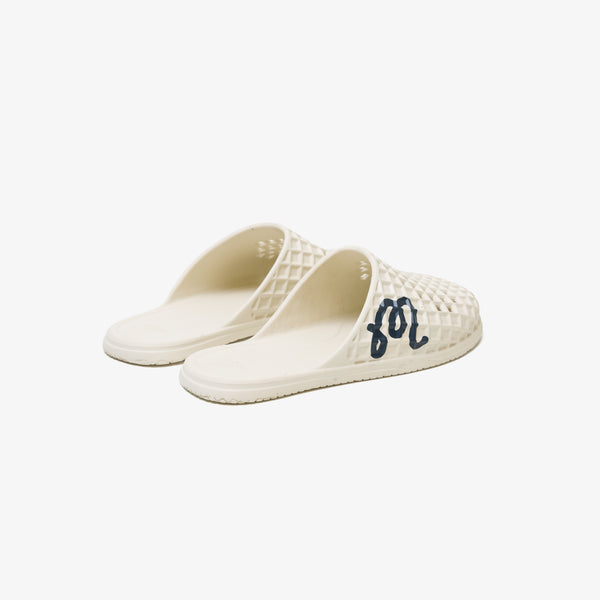 Rosa Slide - Malbon Bone Navy M Script