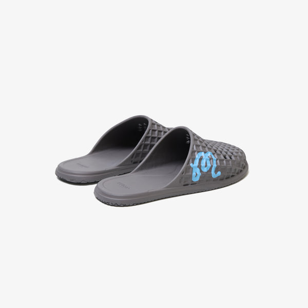 Rosa Slide - Malbon Falcon Sky M Script