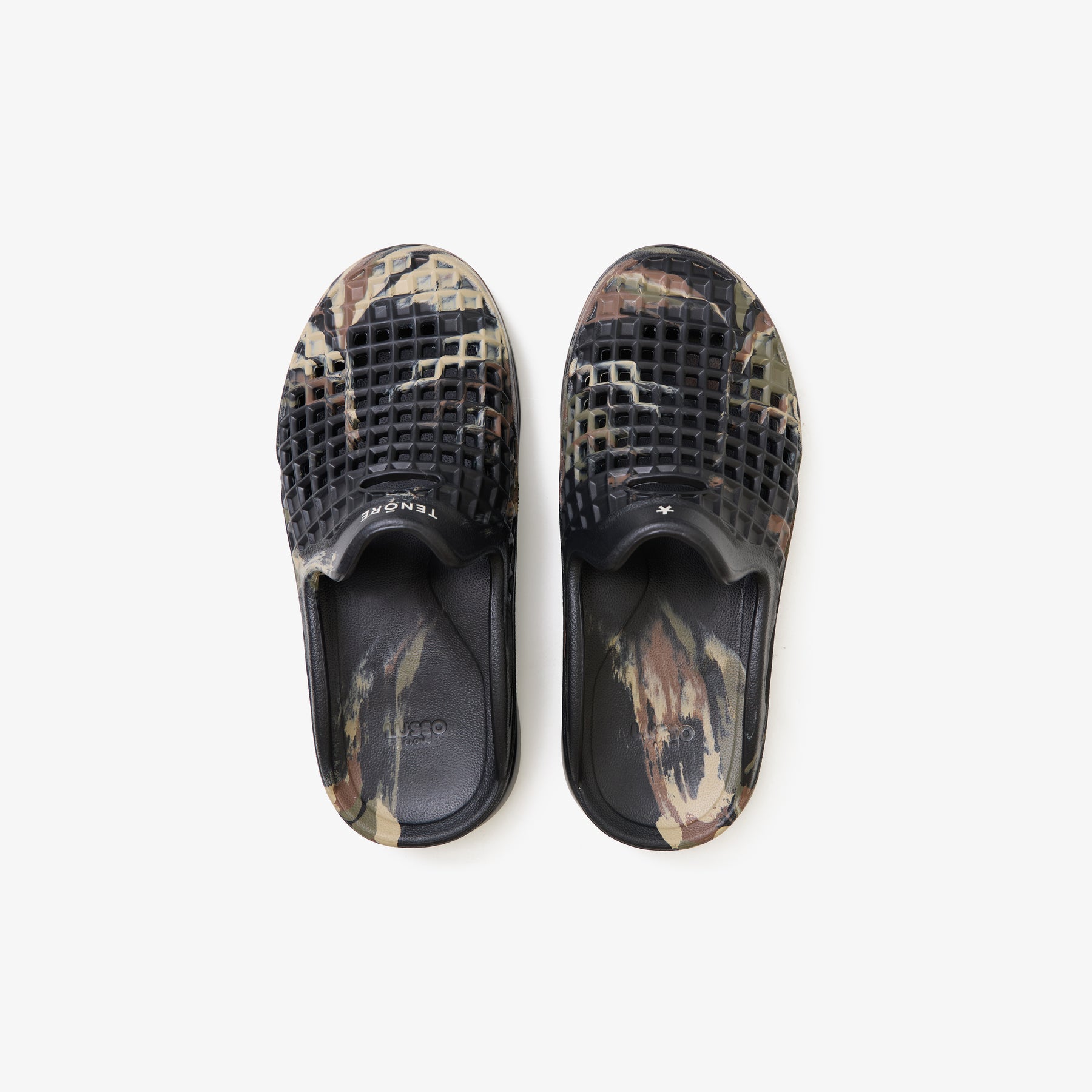 Scenario Slide - Tenore Woodland Camo