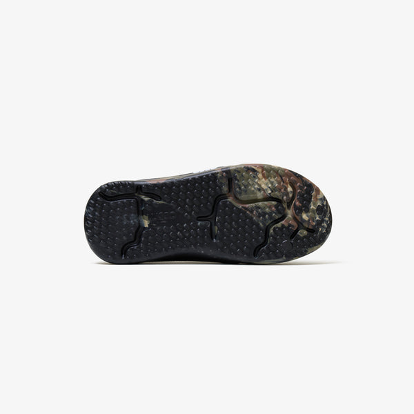 Scenario Slide - Woodland Camo / Blak Bear