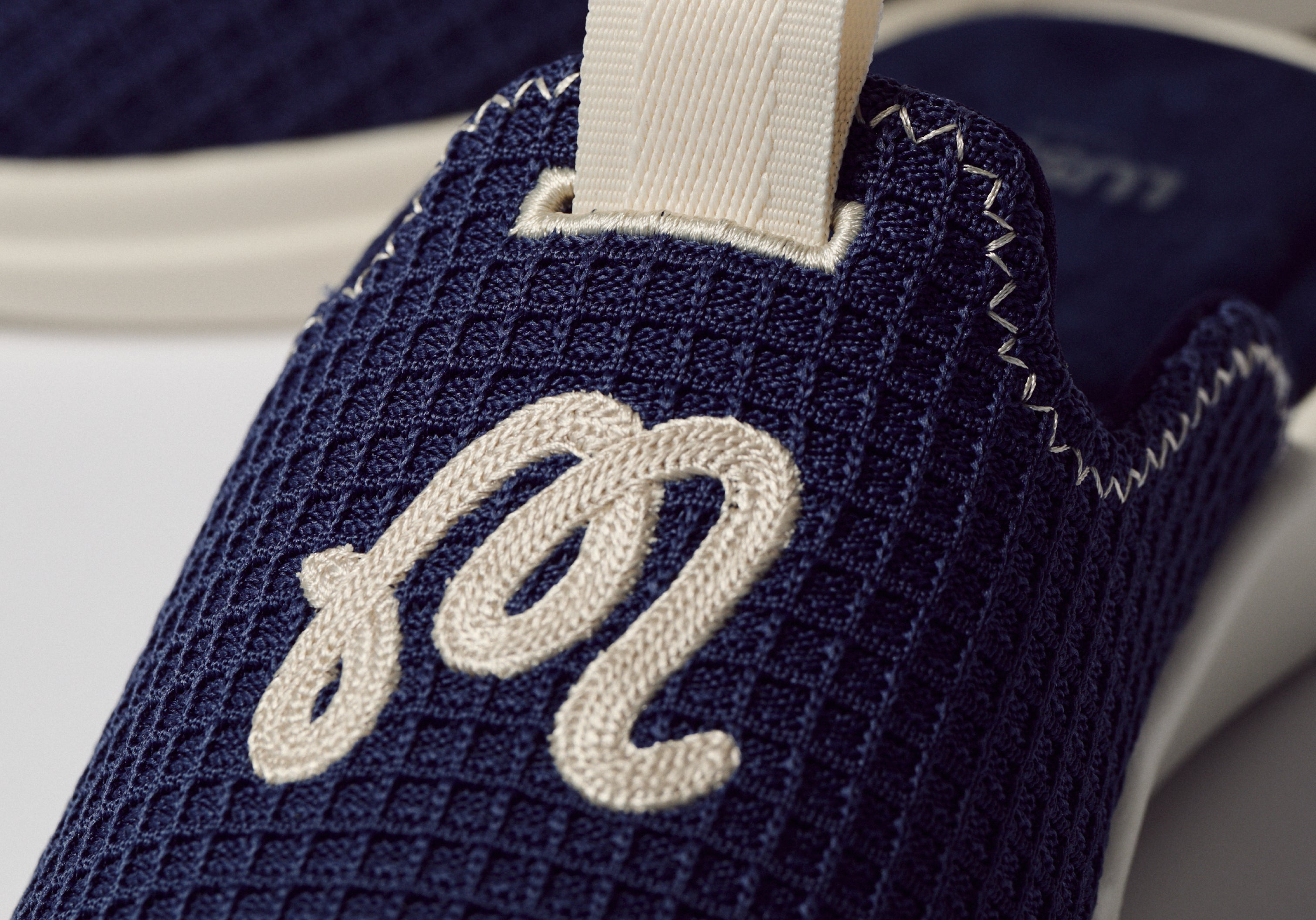 Pelli - Malbon Navy Waffle / Tofu